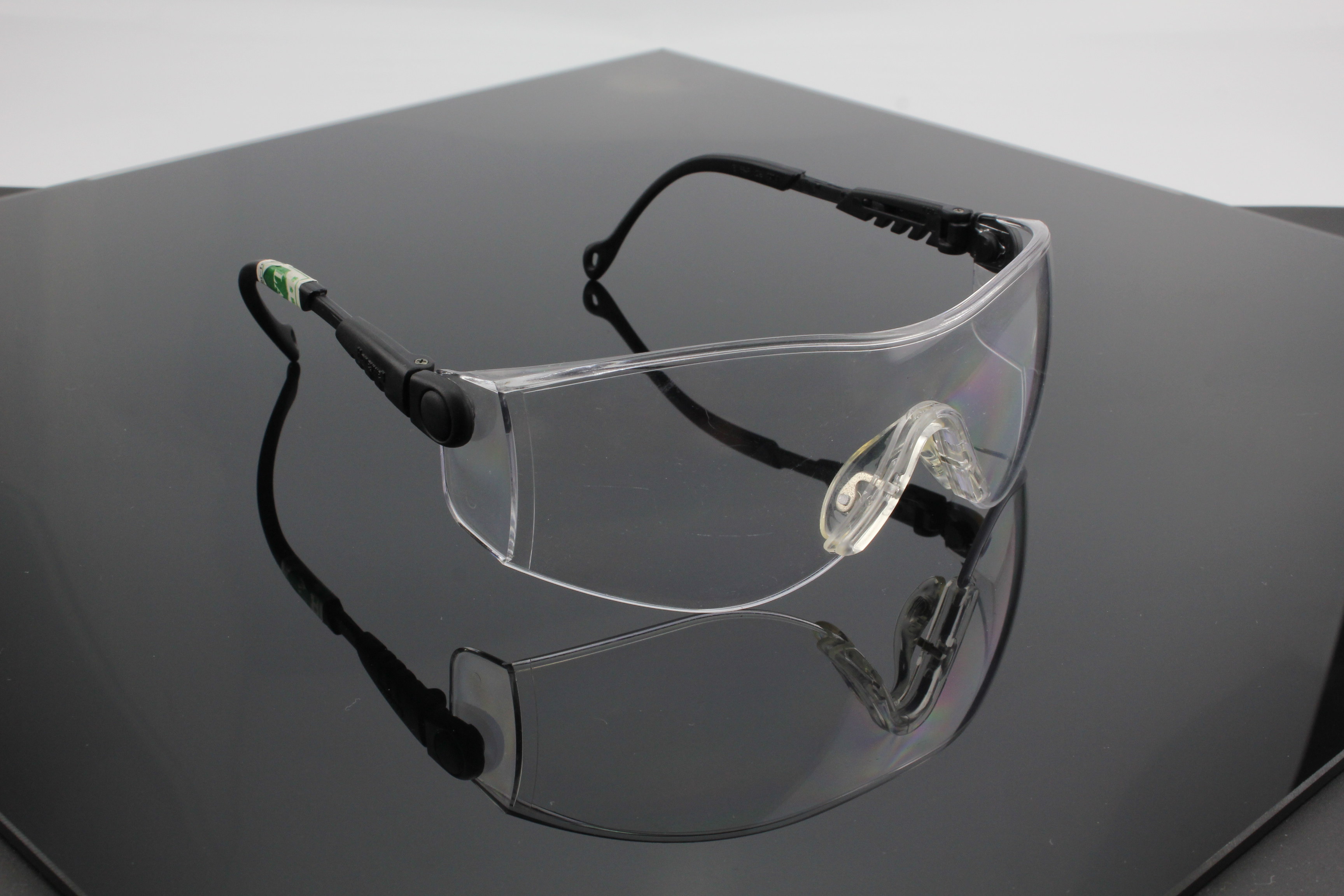 巴固Op-Tema 1004947可调节防刮擦防护眼镜